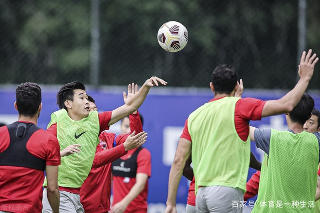 中国U17男足上演逆袭 3比2战胜阿森纳迎来绝杀胜利